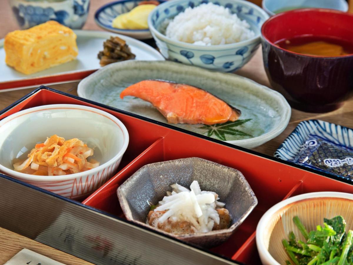 Kanoe Iiyama Bagian luar foto