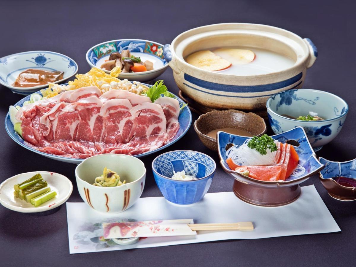 Kanoe Iiyama Bagian luar foto