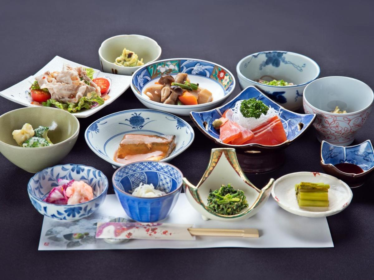 Kanoe Iiyama Bagian luar foto