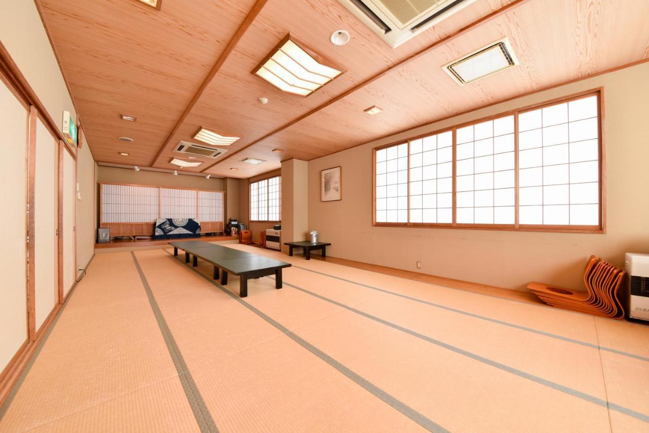 Kanoe Iiyama Bagian luar foto